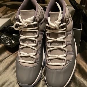 Cool greys 2021 brand new never worn just got them in!!